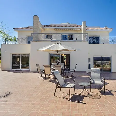 Oceanview Luxury 196 *